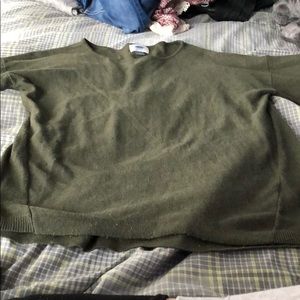 Green long sleeve shirt
